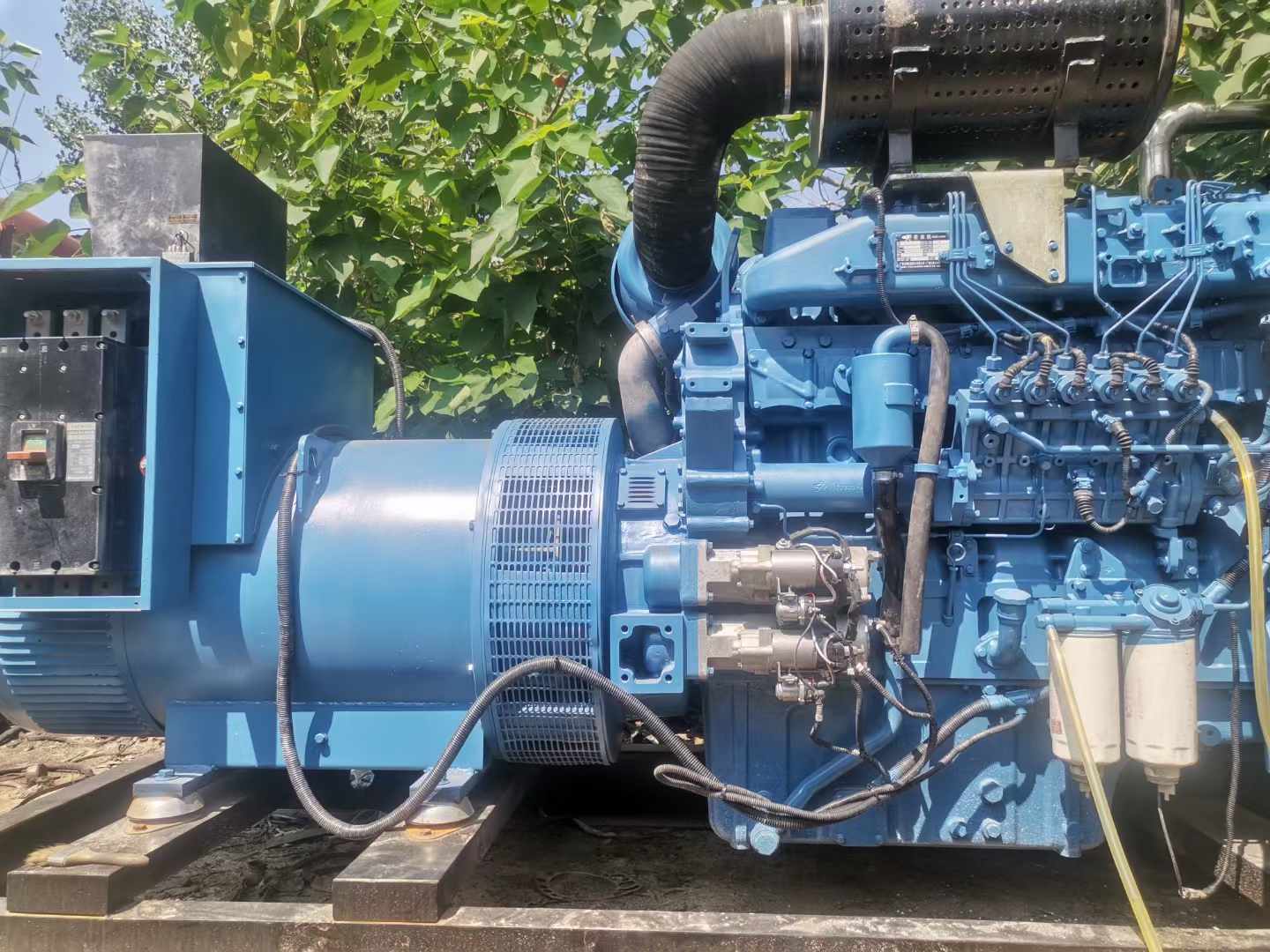 望城详细说明降低 800kW 柴油发电机输出电流波动的方法