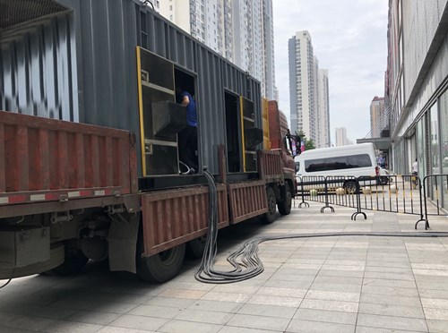 望城低温环境下，柴油发电机组电池充满电的具体时间受哪些因素影响？