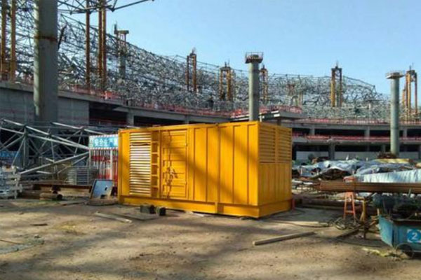 望城发电机出租如何判断空气滤清器是否需要更换？